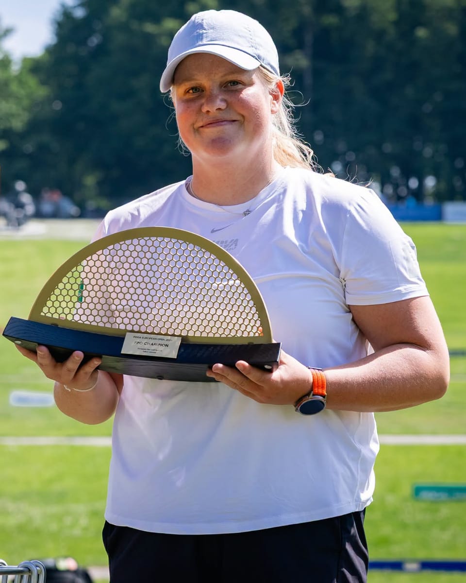 Eveliina Salonen feirer seieren i FPO ved European Open 2026 i Tallinn